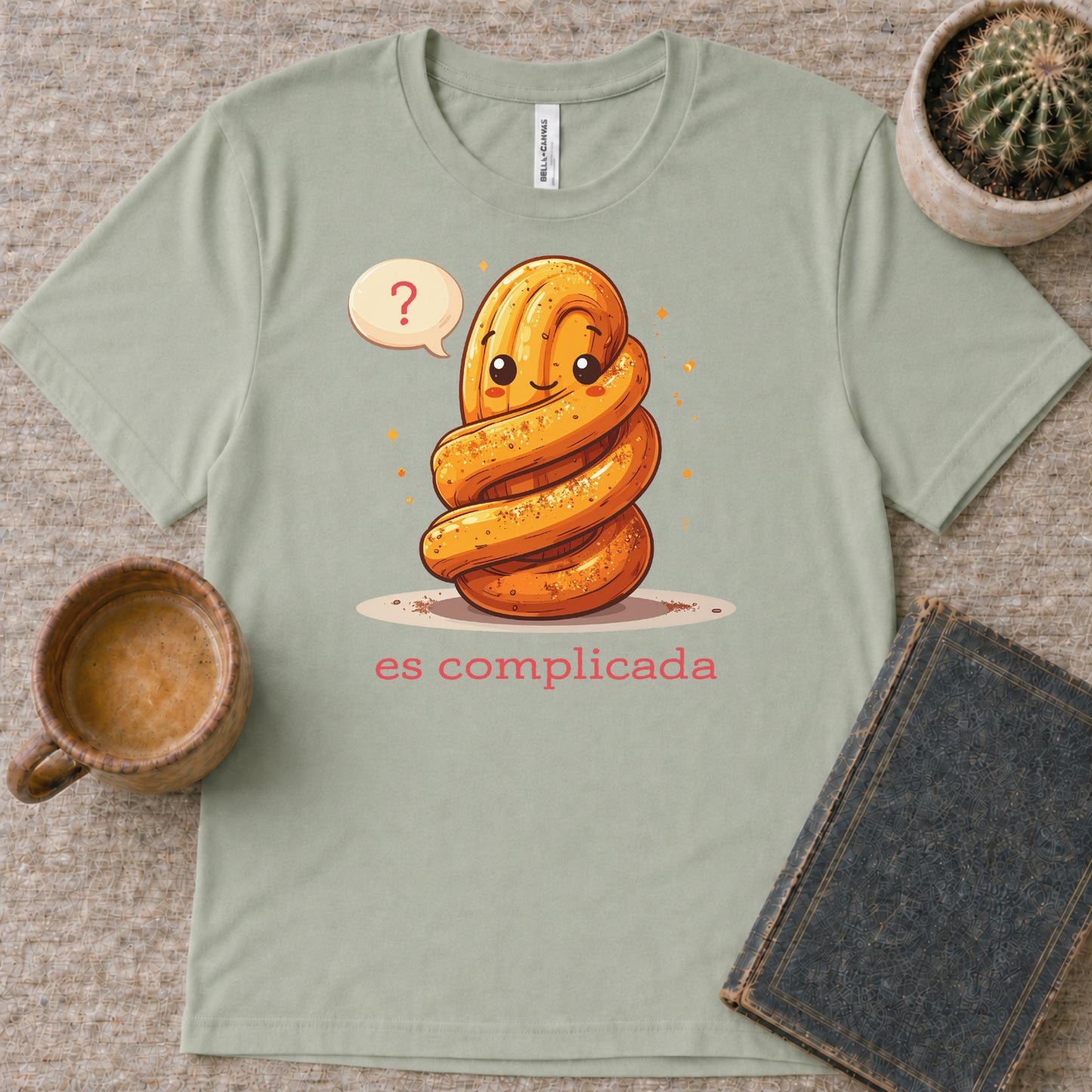 Es Complicada Tee